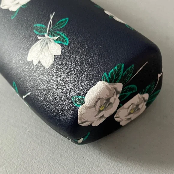 Draper James floral eyeglass case - Picture 3 of 7